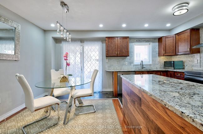 20 Guinevere Rd, House attached with 5 bedrooms, 4 bathrooms and 2 parking in Markham ON | Image 6
