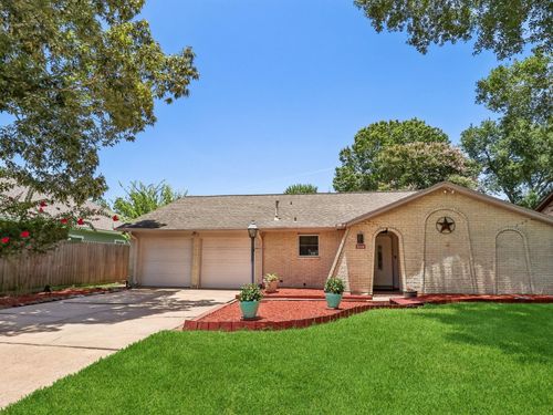 5110 Geneva Dr, Friendswood, TX, 77546-3010 | Card Image