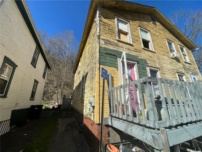 142 Baker St, Condo with 3 bedrooms, 1 bathrooms and null parking in Aliquippa PA | Image 7