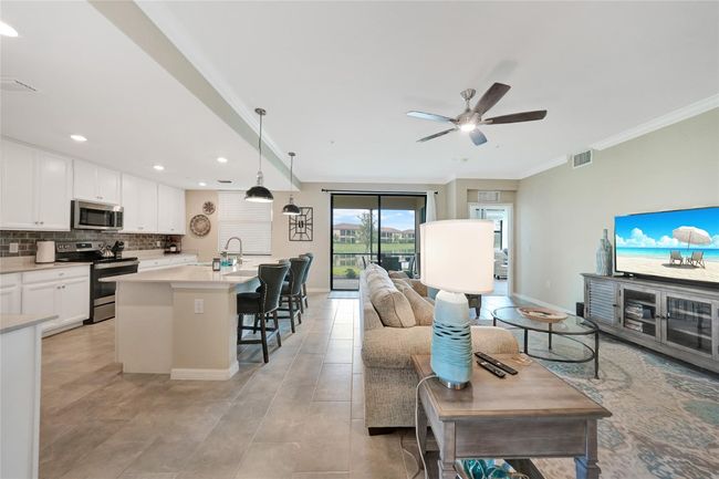 UNIT-101 - 12425 Ghiberti Cir, Condo with 3 bedrooms, 2 bathrooms and null parking in VENICE FL | Image 11