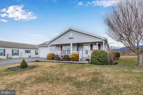 30 Adele Ave, CARLISLE, PA, 17015-8122 | Card Image