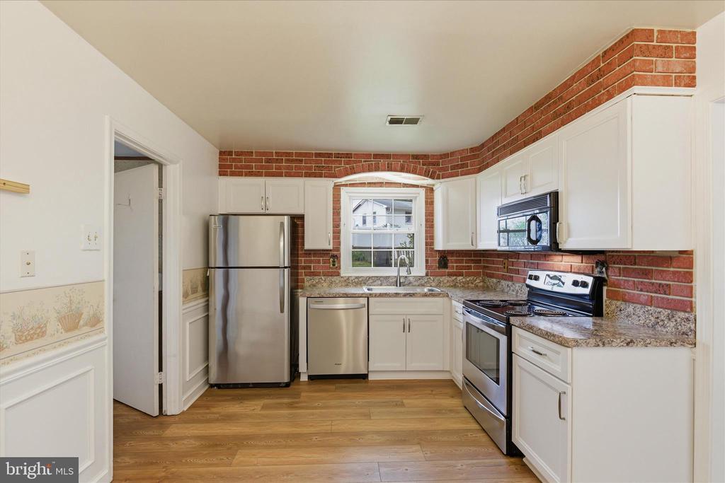 Residential in SEVERN 4