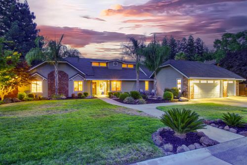 8827 Eula Way, Orangevale, CA, 95662-3459 | Card Image