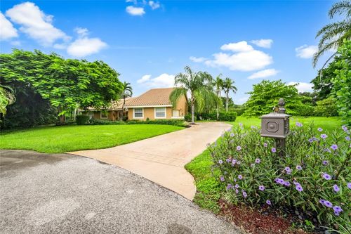 7604 Lexington Ln, Parkland, FL, 33067-1622 | Card Image