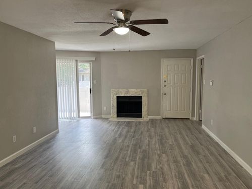 10637 Braes Bend Dr, Houston, TX, 77071-1133 | Card Image