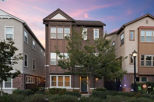 1360 Brookline Loop, Pleasanton, CA, 94566-3261 | Card Image