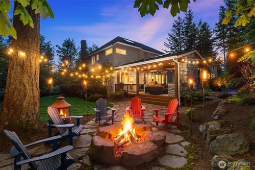 8512 213th Pl Ne, Redmond, WA, 98053-2257 | Card Image