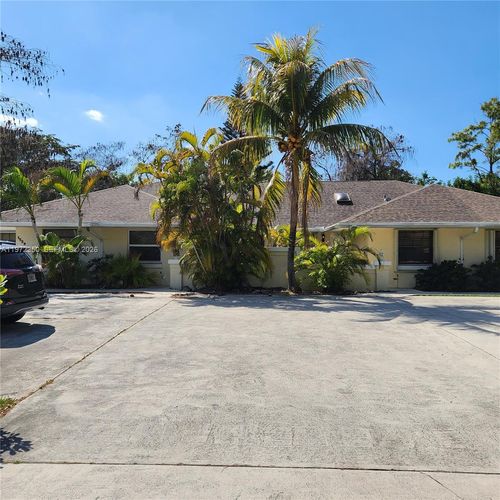 1227 Hyacinth Pl, Wellington, FL, 33414-8547 | Card Image
