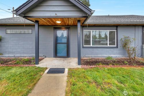 4307 103rd Place Ne, Marysville, WA, 98271 | Card Image