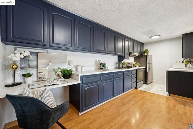 APT-320 - 960 Shorepoint Ct, Condo with 2 bedrooms, 2 bathrooms and 2 parking in Alameda CA | Image 5