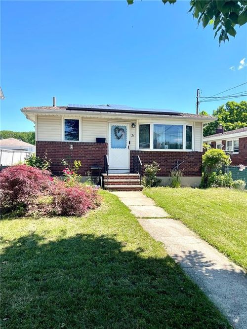 31 Chesterton Avenue, Staten Island, NY, 10306 | Card Image