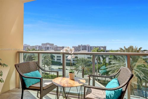 531-available-sept-10-2501 S Ocean Drive, Hollywood, FL, 33019 | Card Image