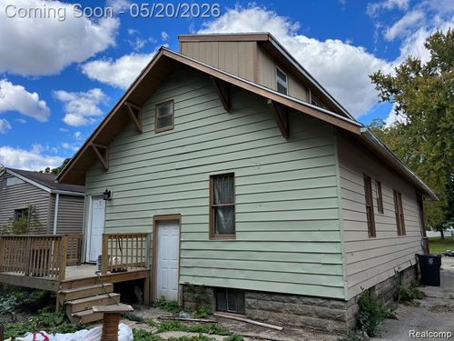 1624 Wisconsin Ave, Flint, MI, 48506-3573 | Card Image