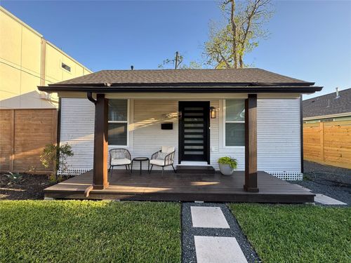 1033 Adele St, Houston, TX, 77009-2411 | Card Image