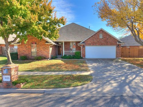 3125 Pine Hill Rd, Norman, OK, 73072-1943 | Card Image