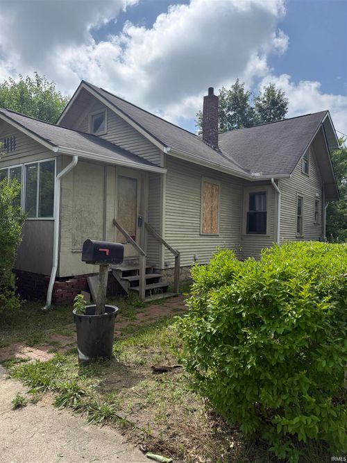 411 Middlebury Street, Elkhart, IN, 46514 | Card Image