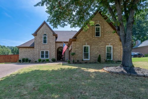 9175 Wren Hill Dr, Lakeland, TN, 38002-8106 | Card Image