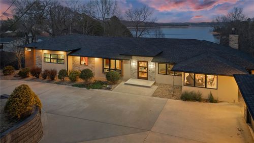 83 Rivercliff Rd, Rogers, AR, 72756-8224 | Card Image