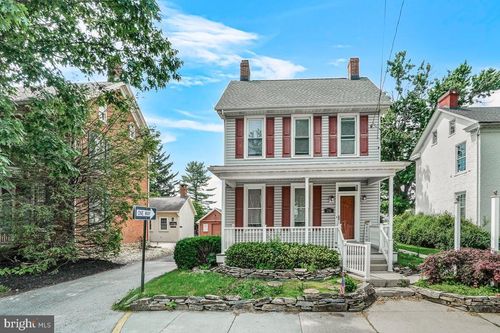 201 E Main St, Fairfield, PA, 17320-8967 | Card Image