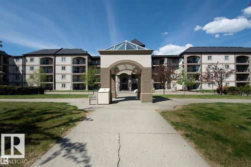 215-13111 140 Ave Nw, Edmonton, AB, T6V0B1 | Card Image