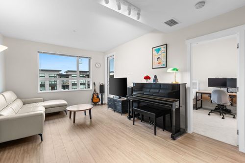 518-9213 Odlin Rd, Richmond, BC, V6X0V5 | Card Image