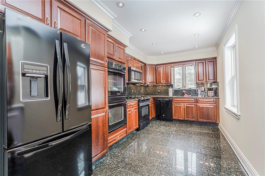 Residential in Staten Island 4