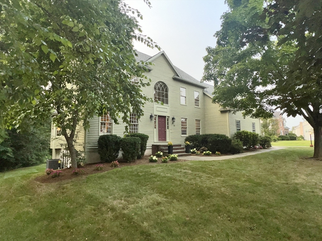 Northern Spy Rd, Franklin, MA 02038