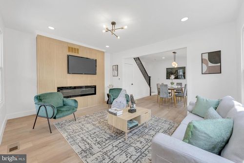 67 Pine St, MOUNT HOLLY, NJ, 08060-2135 | Card Image