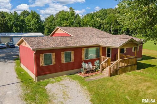 13585 Lawrence Rd, West Frankfort, IL, 62896-5106 | Card Image