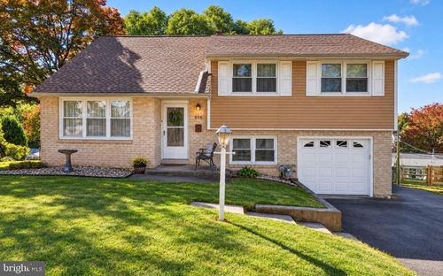 506 Inman Ter, Willow Grove, PA, 19090-3614 | Card Image