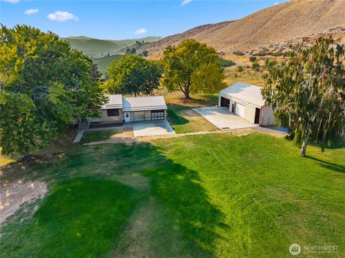 1550 Pear Ln, Rock Island, WA, 98850-9545 | Card Image