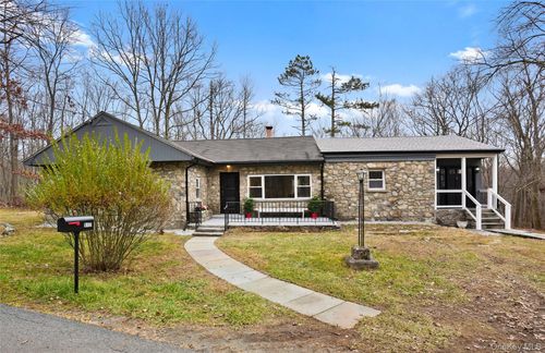 515-517-517 E Mountain Rd N, Cold Spring, NY, 10516-4340 | Card Image