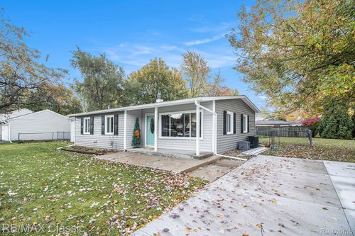 1110 Sigma Rd, Walled Lake, MI, 48390-3753 | Card Image