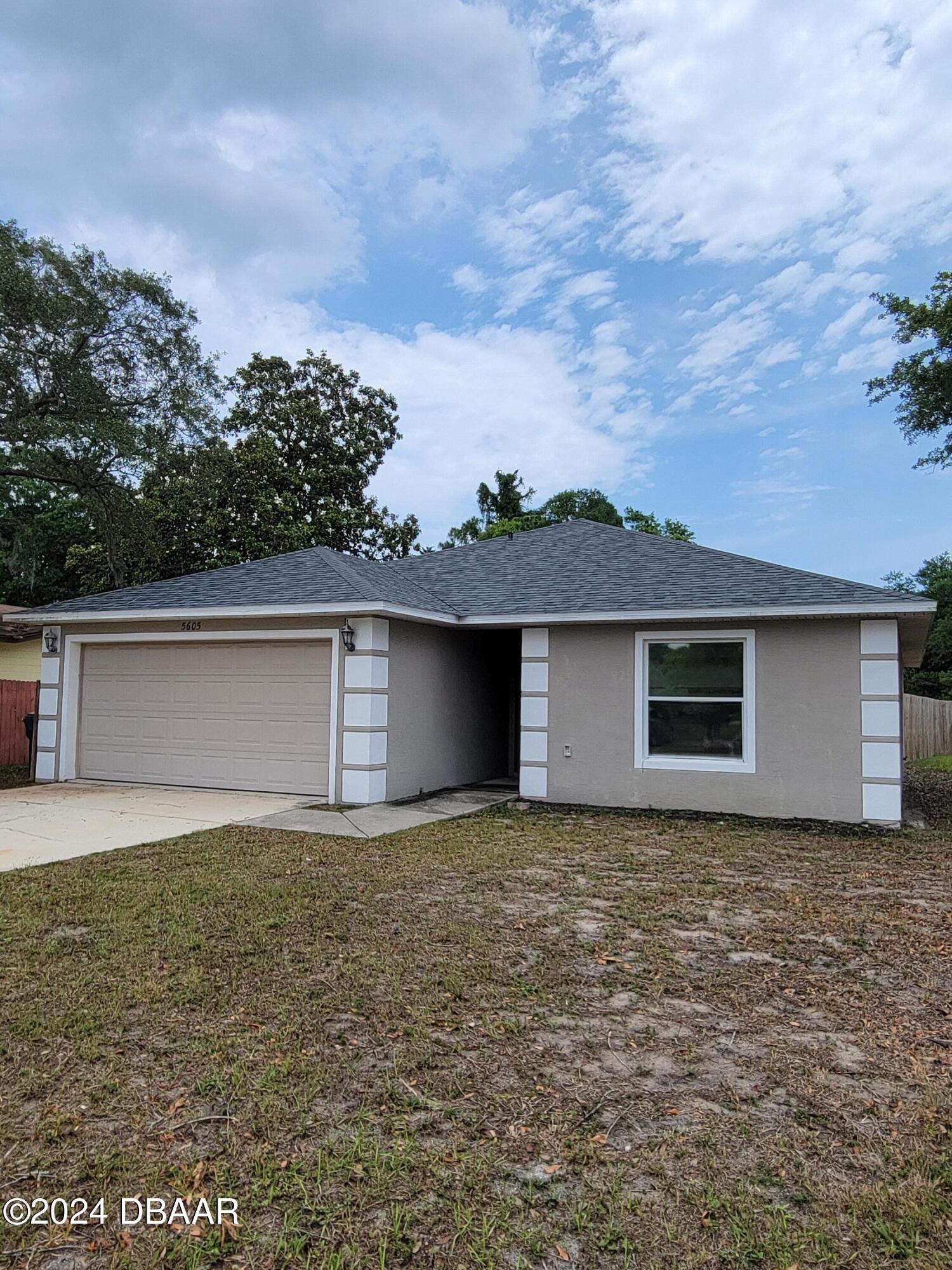 Jacaranda Ave, Port Orange, FL 32127
