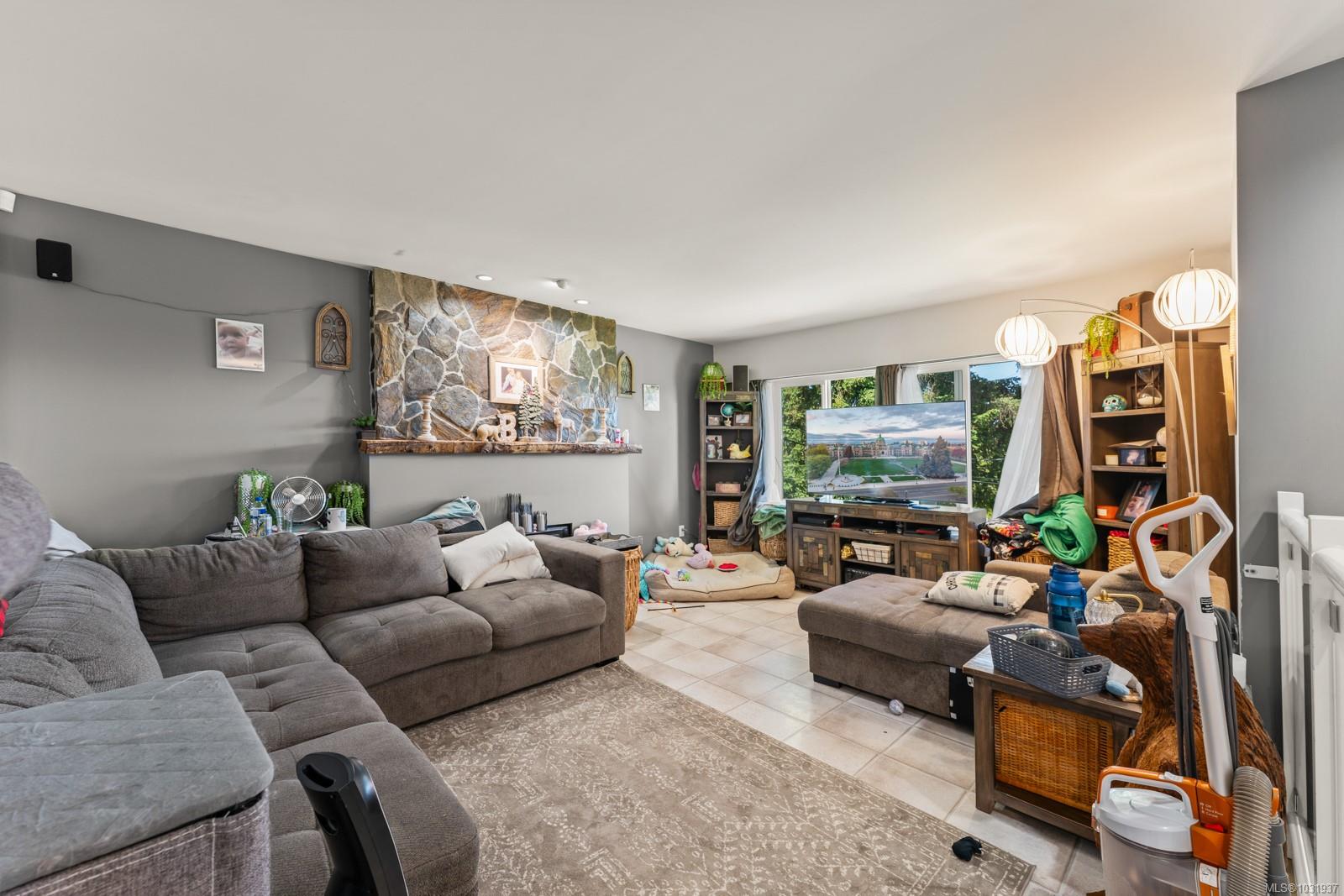 Residential in Colwood 3