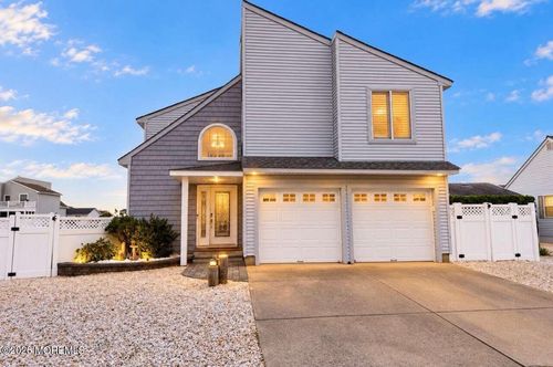 172 Peter Rd, Manahawkin, NJ, 08050-3656 | Card Image
