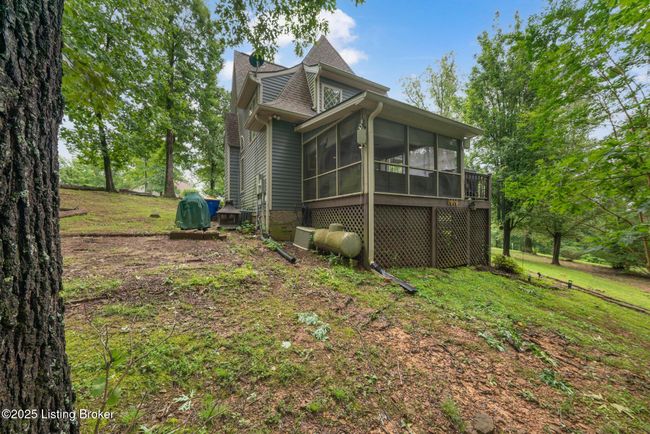 171 Cedar Point Rd, House other with 2 bedrooms, 2 bathrooms and null parking in Bee Spring KY | Image 4