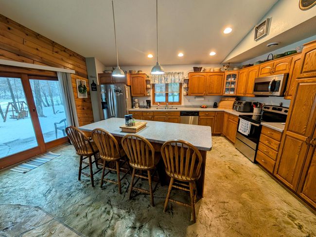 N9702 Musser Creek Ct, House other with 3 bedrooms, 2 bathrooms and null parking in Phillips WI | Image 6