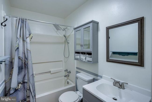 3 Mitchell Ct, Townhouse with 3 bedrooms, 2 bathrooms and null parking in BURLINGTON NJ | Image 18
