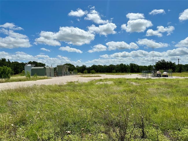 View of yard with a view of rural / pastoral area | Image 14