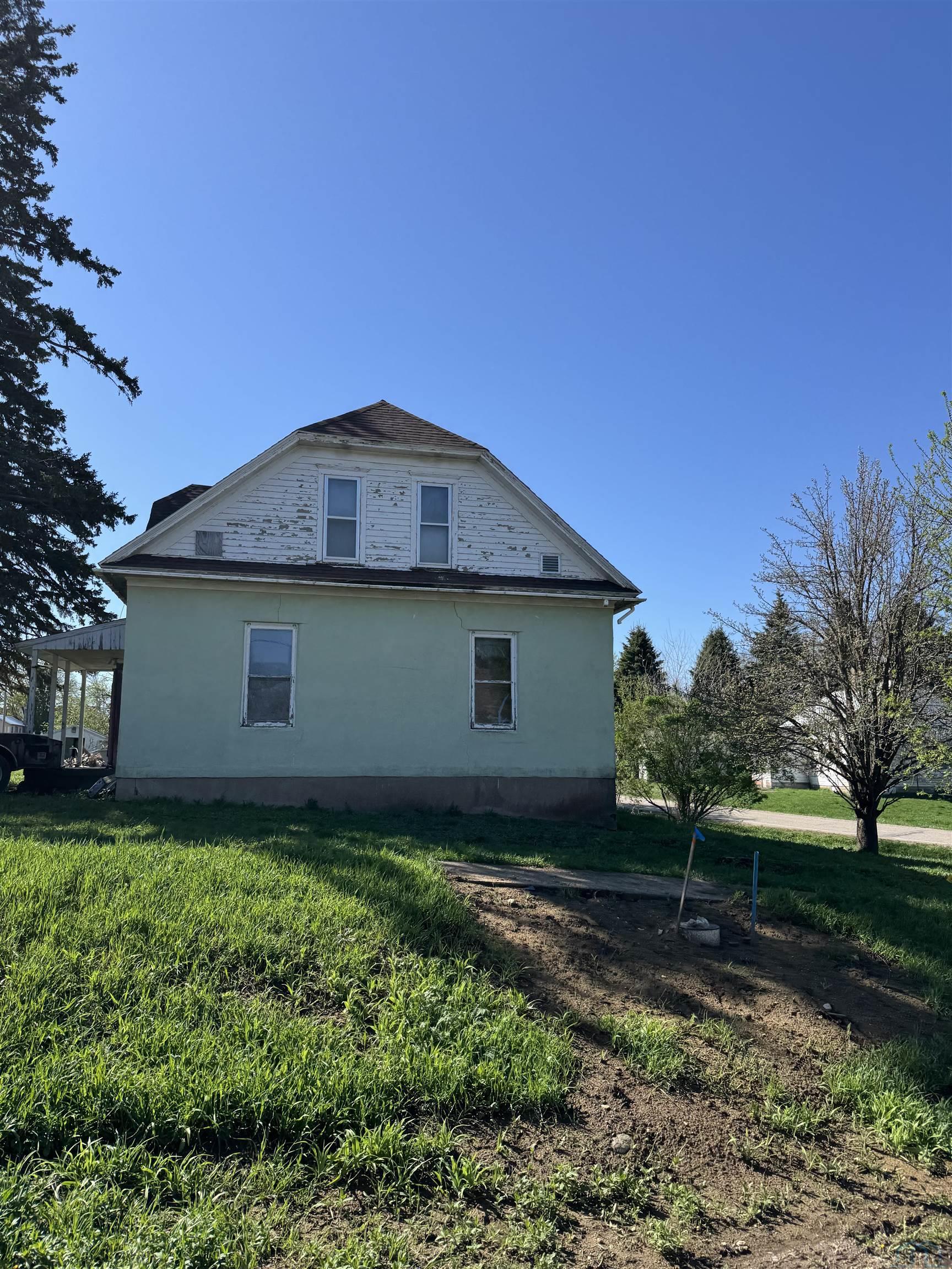 Residential in Linn Grove 5