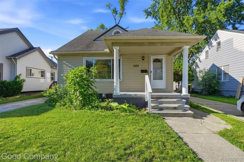 520 E Muir Ave, Hazel Park, MI, 48030-2530 | Card Image