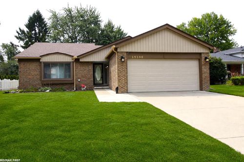 15158 Congress Dr, Sterling Heights, MI, 48313-4423 | Card Image