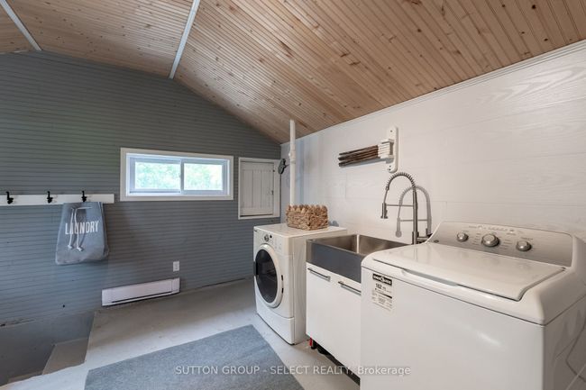 10086 Hedley Dr, House other with 4 bedrooms, 3 bathrooms and 10 parking in Middlesex Centre ON | Image 21