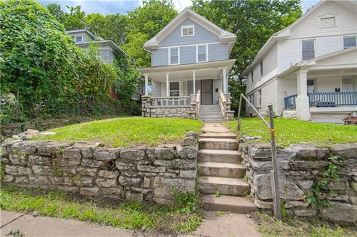 3428 Park Ave, Kansas City, MO, 64109-2537 | Card Image