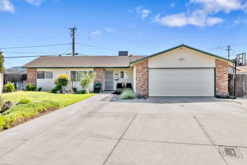 107 Ruth Street, Exeter, CA, 93221 | Card Image