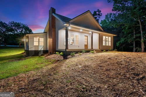 547 Old Beacon Light Rd, Hartwell, GA, 30643-3911 | Card Image