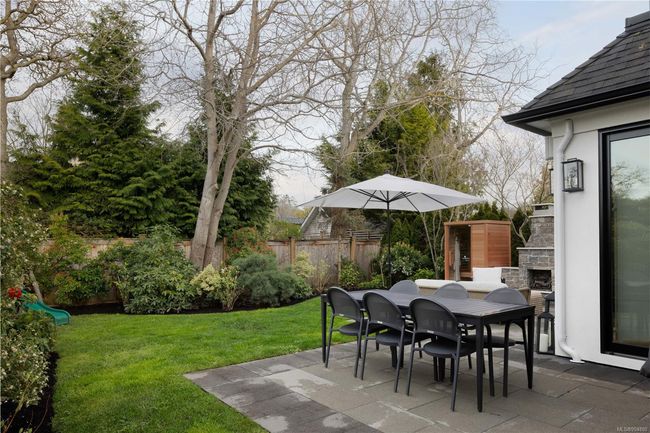 609 Oliver St, House other with 4 bedrooms, 4 bathrooms and 6 parking in Oak Bay BC | Image 46