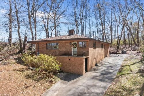 828 Martin Luther King Jr Dr, Asheboro, NC, 27203-4948 | Card Image