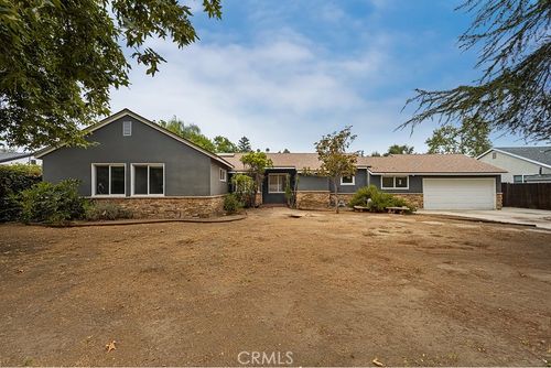 23221 Califa St, Woodland Hills, CA, 91367-5400 | Card Image